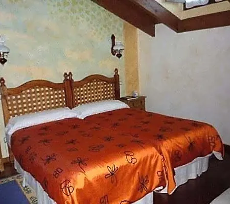Hotel Rural Sucuevas 2*